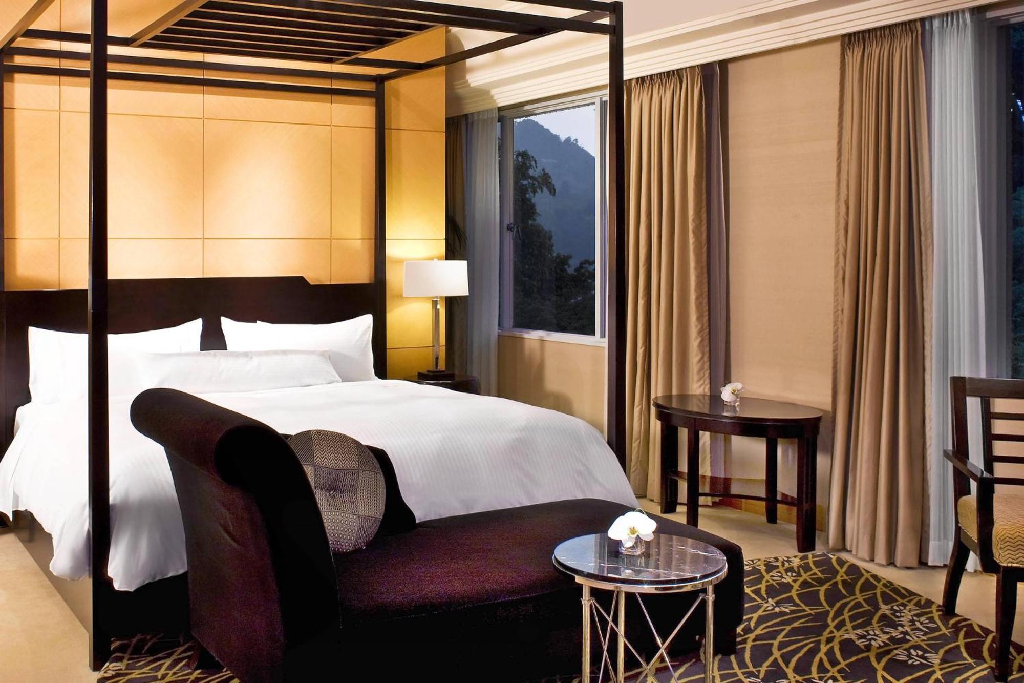 Отель The Westin Miyako Киото Экстерьер фото