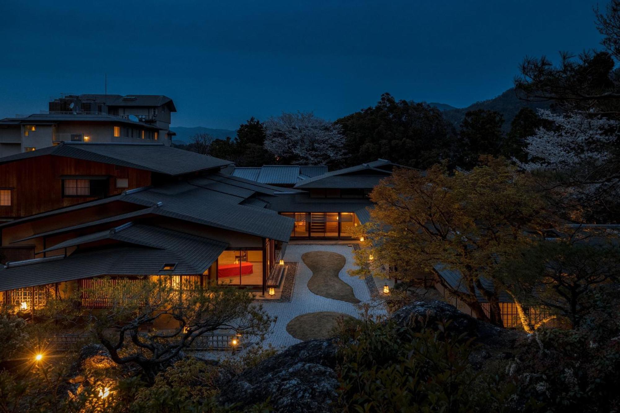 Отель The Westin Miyako Киото Экстерьер фото